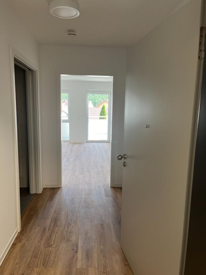 Thumbnail-2,5 ZKB Neubauwohnung (zwei Balkone) in zentraler Lage am Marktplatz in Stamsried W6