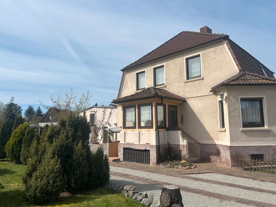 Thumbnail-Einfamilienhaus mit Potenzial in Zielitz