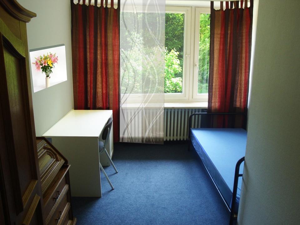 Thumbnail-Möblierte WgG Zimmer mit eigenem Bad