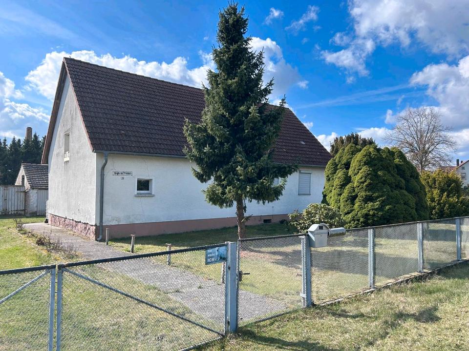 Thumbnail-Einfamilienhaus mit grossem Grundstück in Hohenziatz