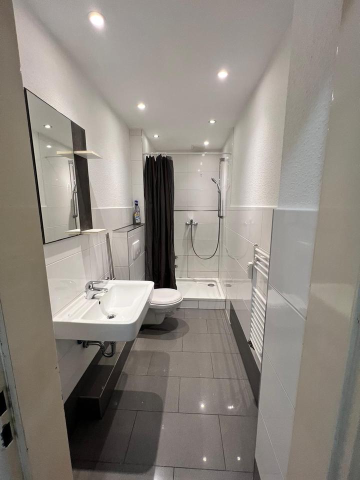 Thumbnail-6 Zimmer Wohnung WG und Monteur geeignet