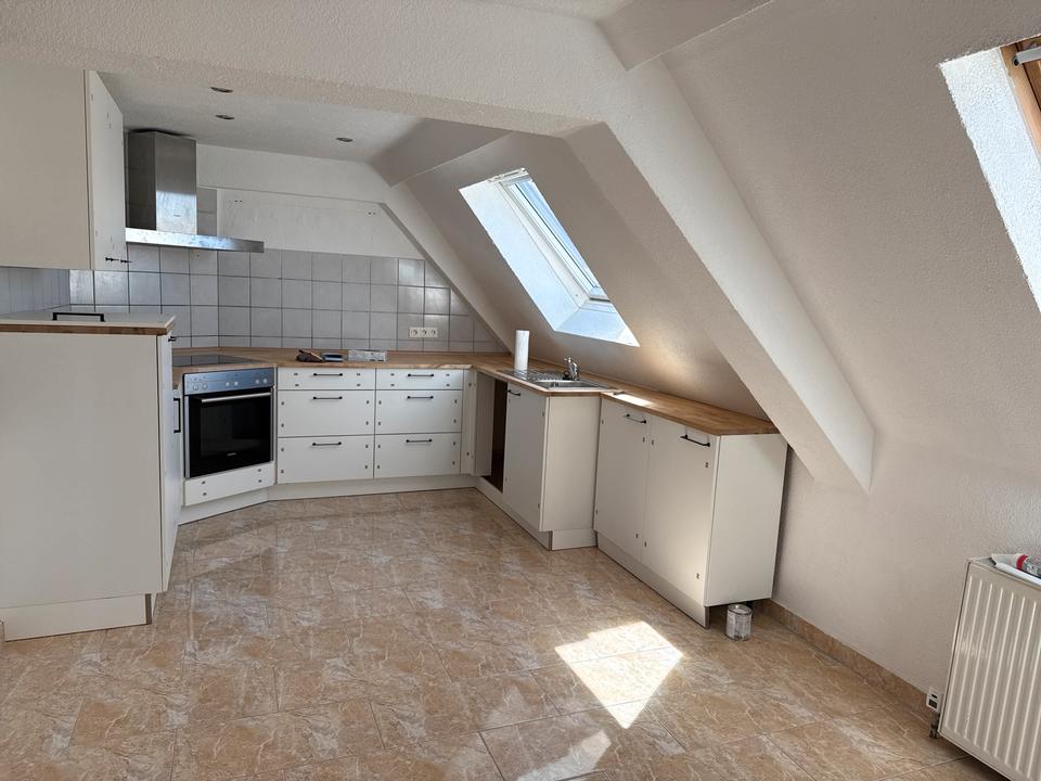 Thumbnail-Zentrales 4 Zimmerwohnung DG