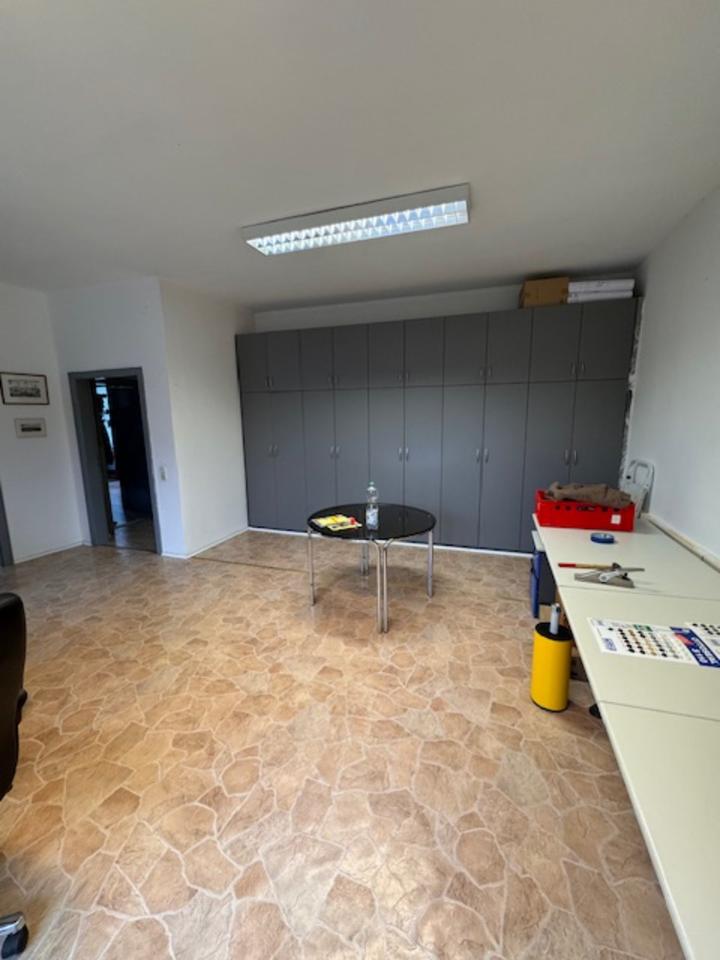 Thumbnail-Wohnung in Wiesentheid mit angrenzenden Büroräumen