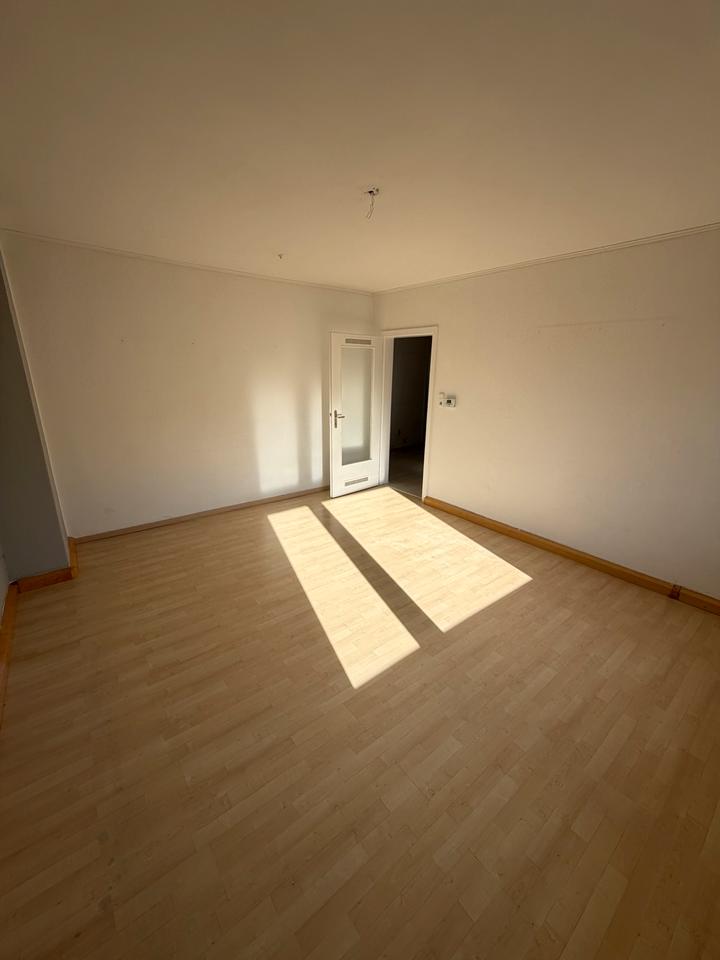 Thumbnail-Gepflegte 2,5-Zimmerwohnung mit modernisiertem Bad