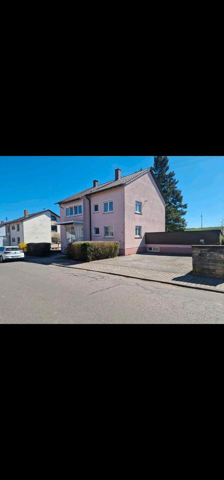 Thumbnail-EG Wohnung 2 Garagen 4 Stellplätze Garten