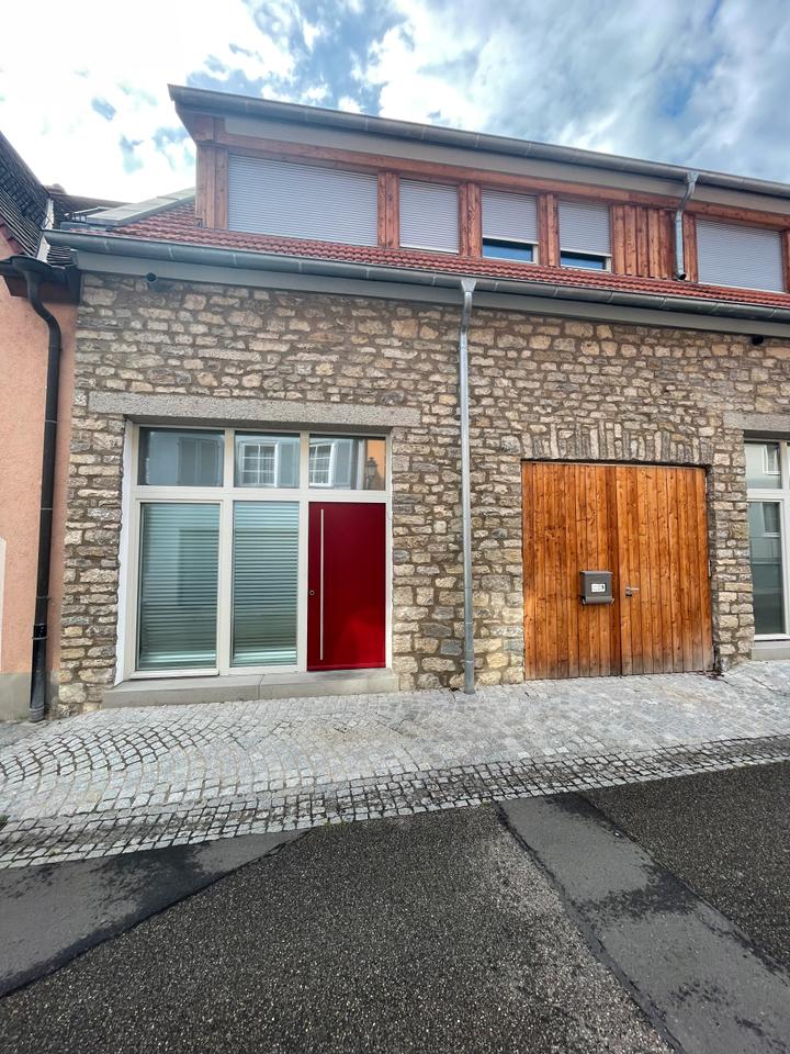 Thumbnail-Modernes 4-Zimmer Reihenhaus