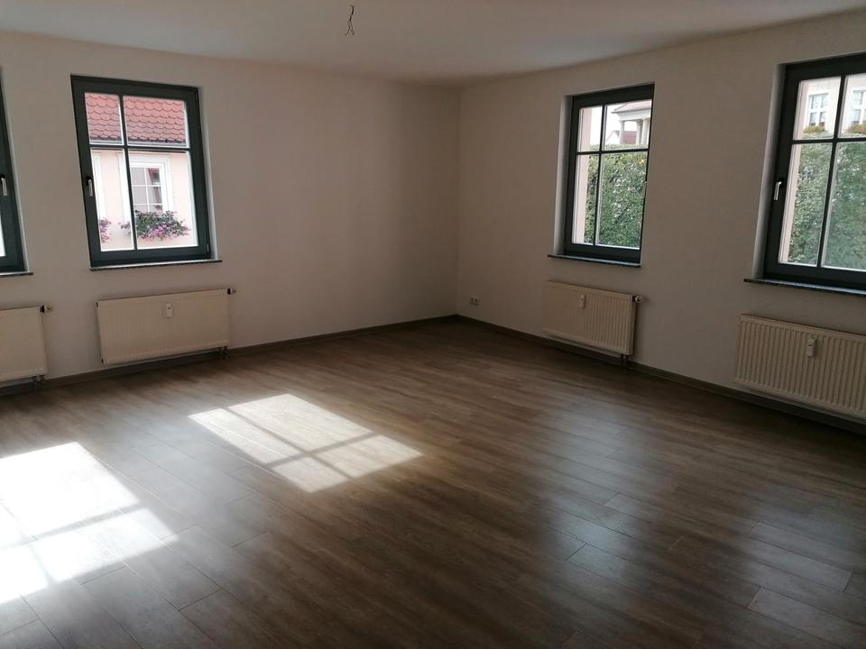 Thumbnail-MODERNE und HELLE 4-Raumwohnung in zentraler Lage von Artern