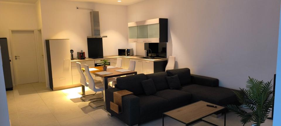 Thumbnail-Moderne 2-Zimmer-Wohnung mit Garage in ruhiger, zentraler Lage