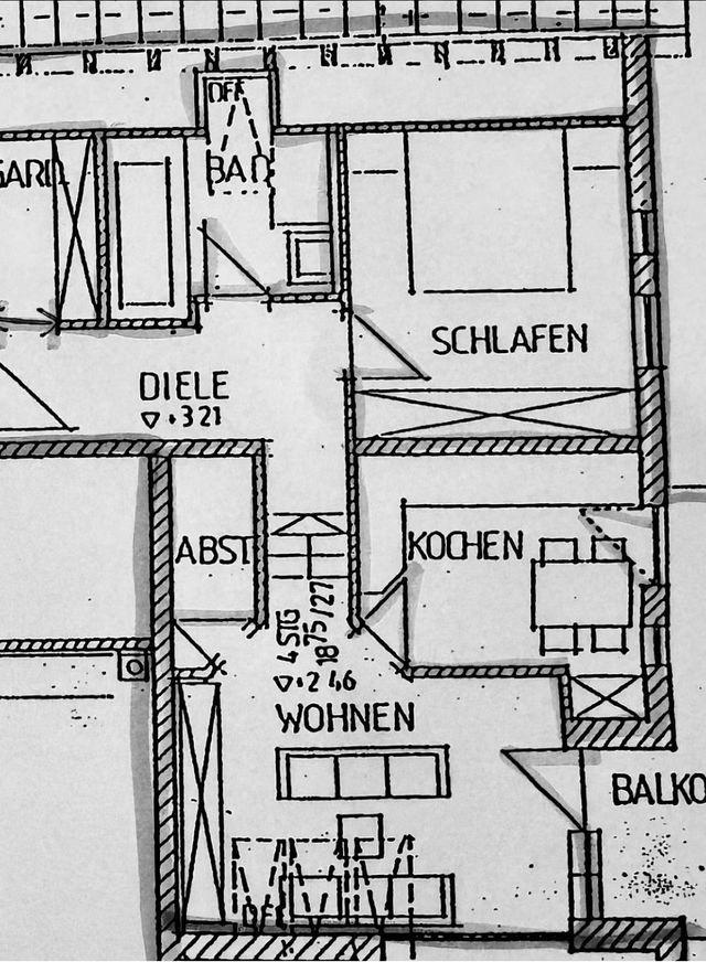 Thumbnail-Moderne 2,5 Zimmer-DG-Wohnung mit Balkon+Stellplatz