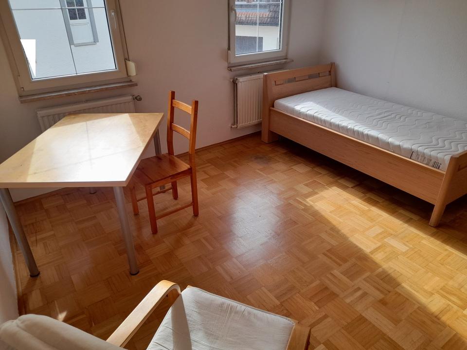 Thumbnail-Haus in Rottenburg (TO), provisionsfrei, sofort beziehbar.