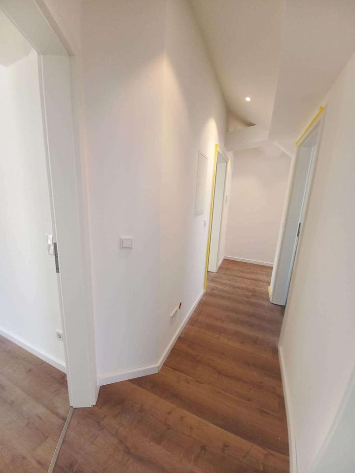 Thumbnail-2,5 Zimmer-Wohnung mit Küche und Terrasse in Darmstadt Bessungen!