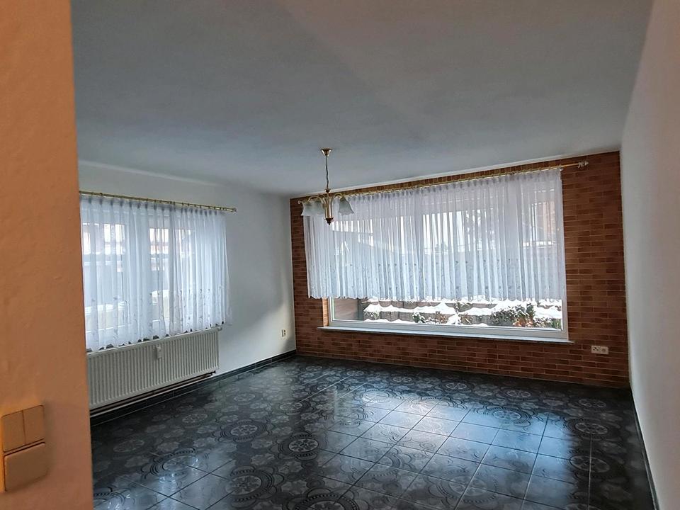 Thumbnail-3-Raumwohnung im EG zu vermieten