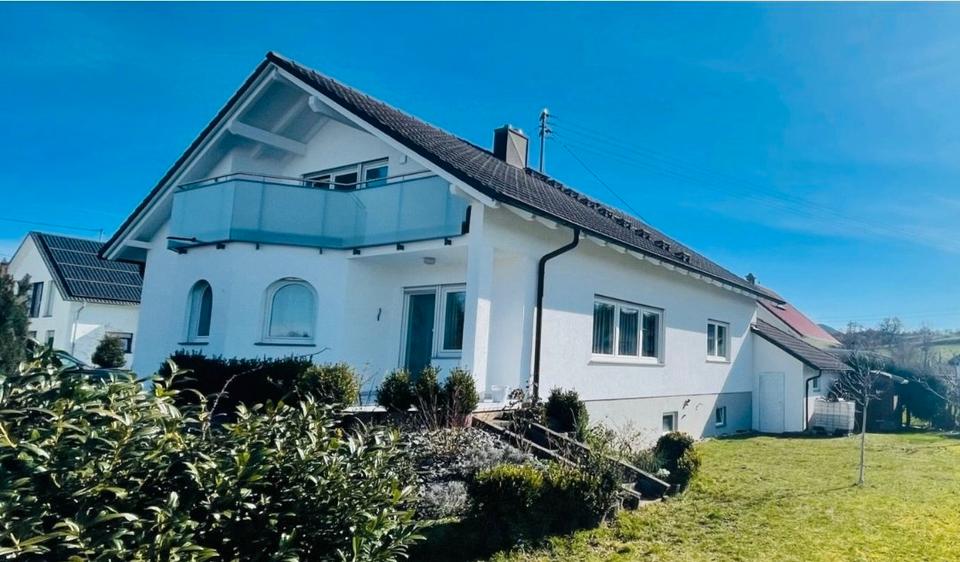Thumbnail-EFH +Doppelgarage+ ELwhg. mit Loggia in 72336 Balingen-Engstlatt