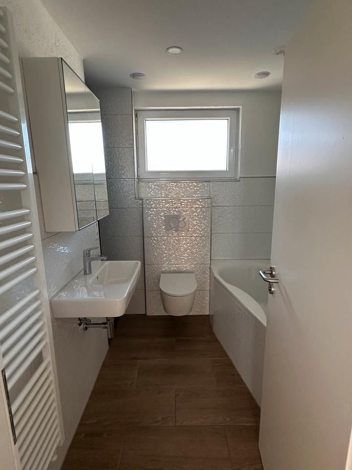 Thumbnail-Großzügige 4-Zimmer-Wohnung in Erlenbach - sofort bezugsfrei