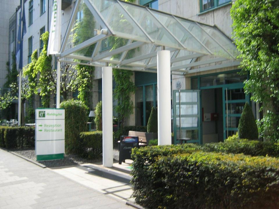 Thumbnail-Hotel Apartement im ehem. Holiday Inn, Düsseldorf Hafen 4 Sterne