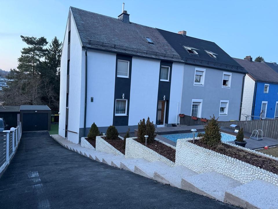 Thumbnail-Modernes Familienhaus in Selb