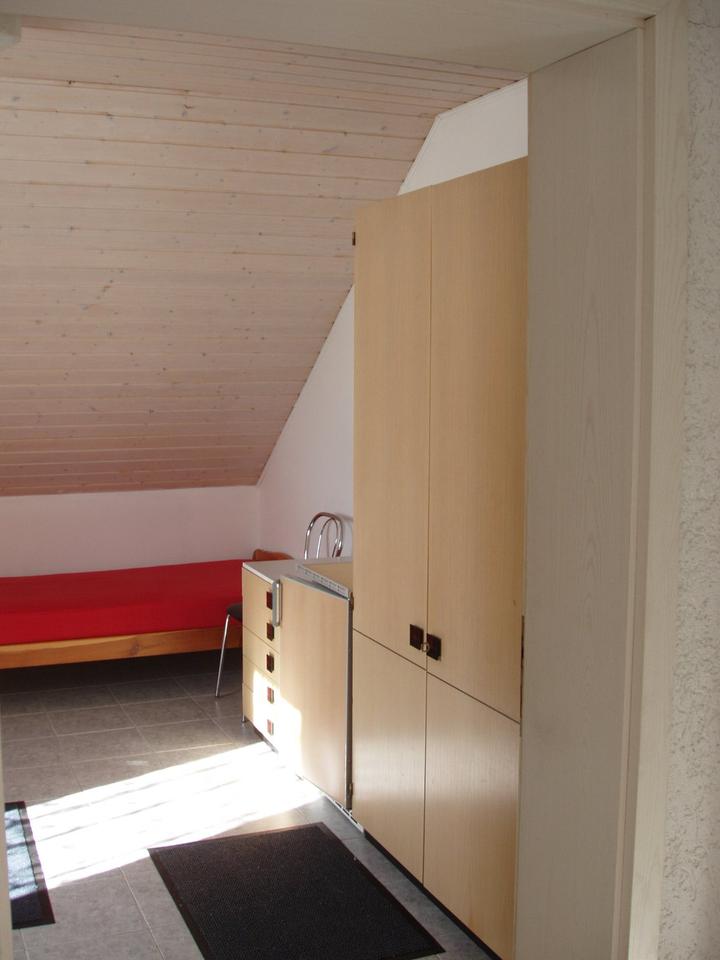 Thumbnail-Möbl. Zimmer mit Bad