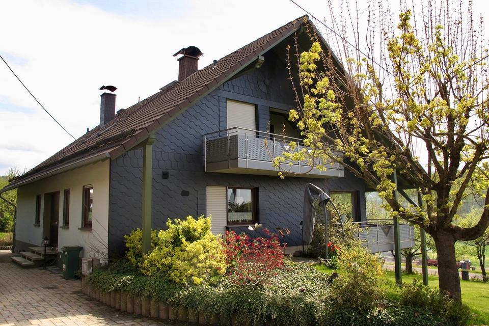 Thumbnail-MFH mit unverbaubarem Blick im Grünen, Pelletheizung & PV-Anlage