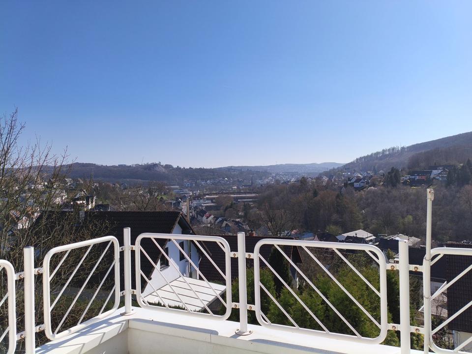 Thumbnail-Traumhafte Aussicht: 2-Zimmer-Wohnung im DG ETW 2024 modernisiert