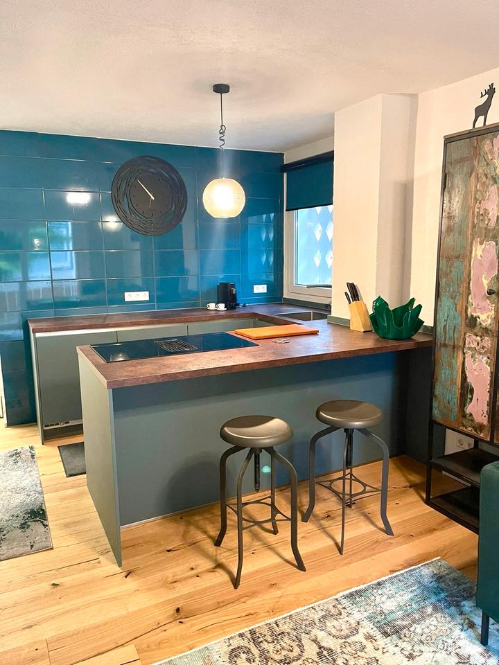 Thumbnail-Stilvolle, vollmöblierte 2-Zimmer-Wohnung mit großem Balkon