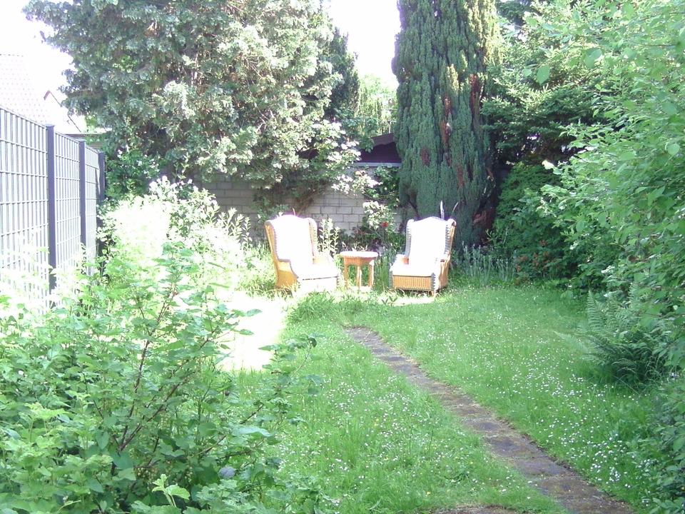 Thumbnail-Erdgeschoßwohnung mit eigenem Garten! Sofort frei !