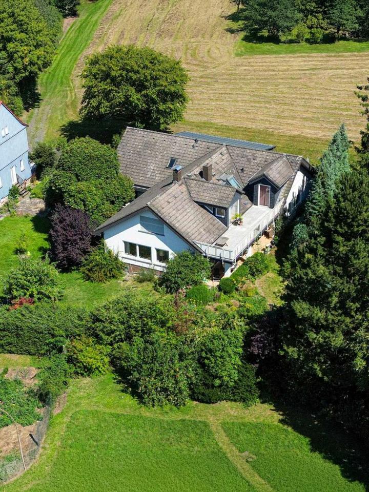 Thumbnail-Ein Raumwunder im Grünen - Wohn- und Geschäftshaus Nähe Alsfeld