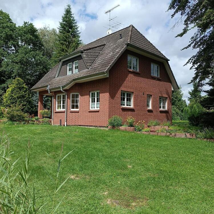 Thumbnail-Gepflegtes EFH mit Kamin & großem Grundstück – Nähe Berlin