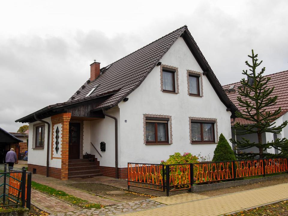 Thumbnail-Freistehendes Einfamilienhaus