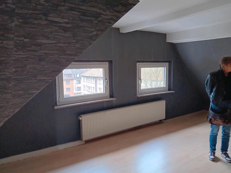 Thumbnail-Dachgeschoss Wohnung, WG, in Bochum Wattenscheid, Mietwohnung,