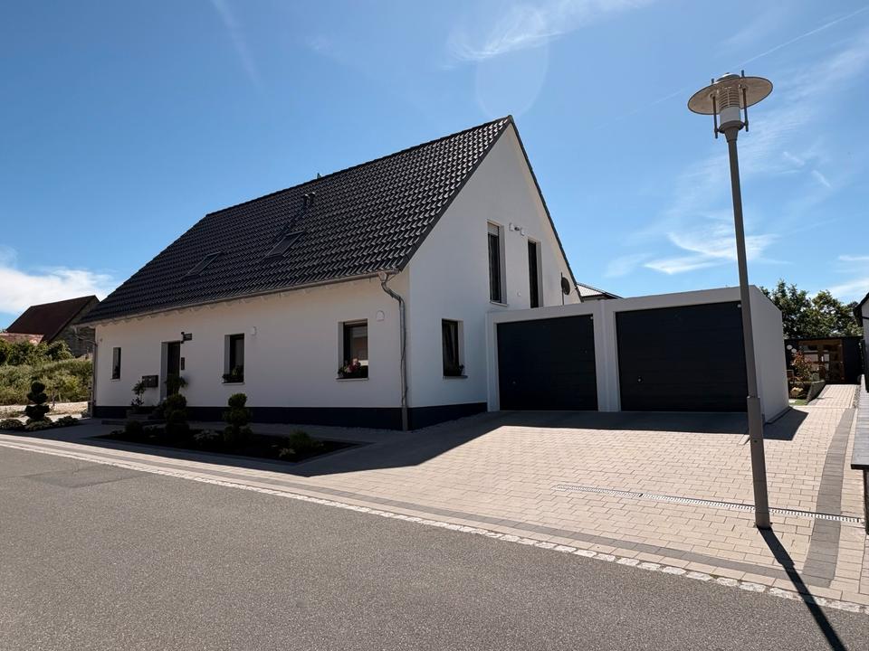 Thumbnail-Modernes KfW-Zweifamilienhaus, ohne Makler zu verkaufen