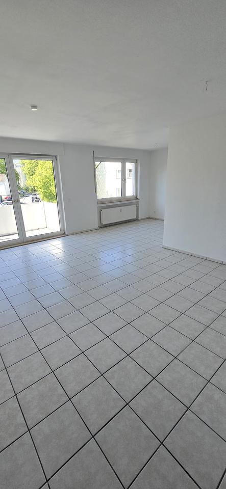Thumbnail-Sehr schöne 2 Zimmer Wohnung mit Balkon in Gelsenkirchen zu vermieten