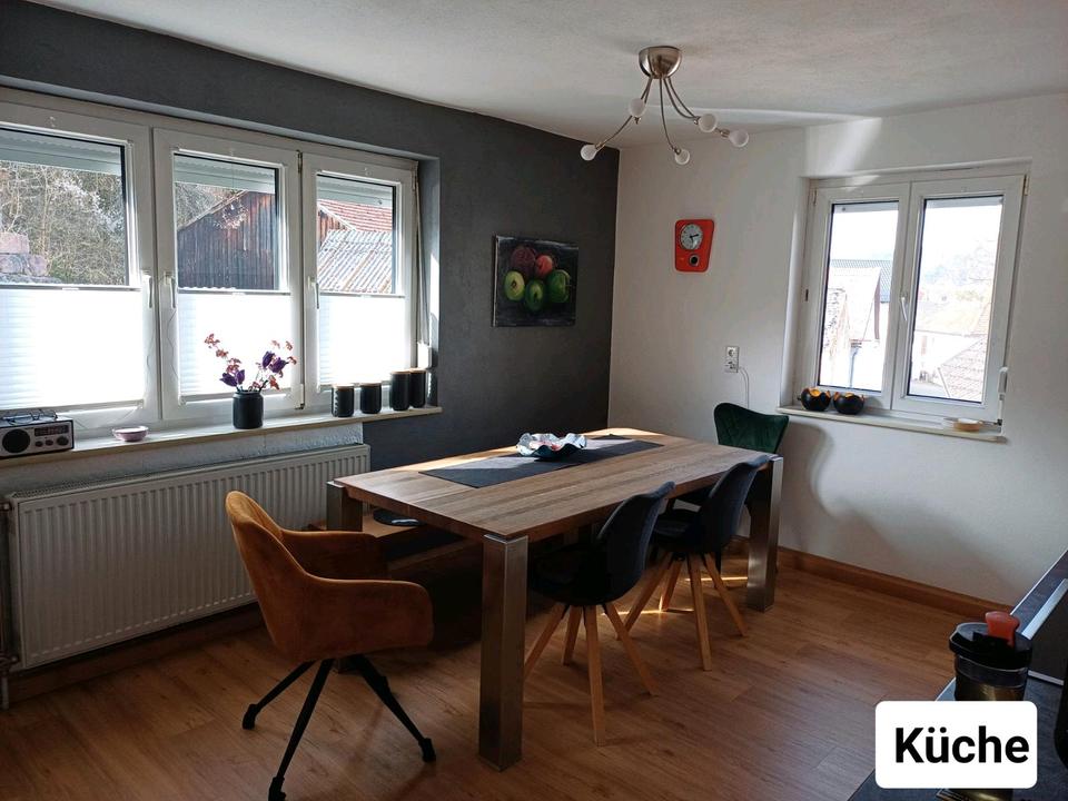 Thumbnail-Moderne, gemütliche 4-Zimmer Wohnung mit Garten in Konstein