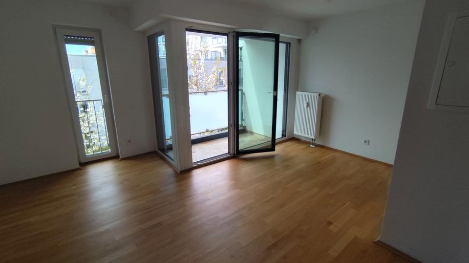 Thumbnail-kleine gemütliche Wohnung mit EBK, Balkon & Tiefgarage - ideal für Singles