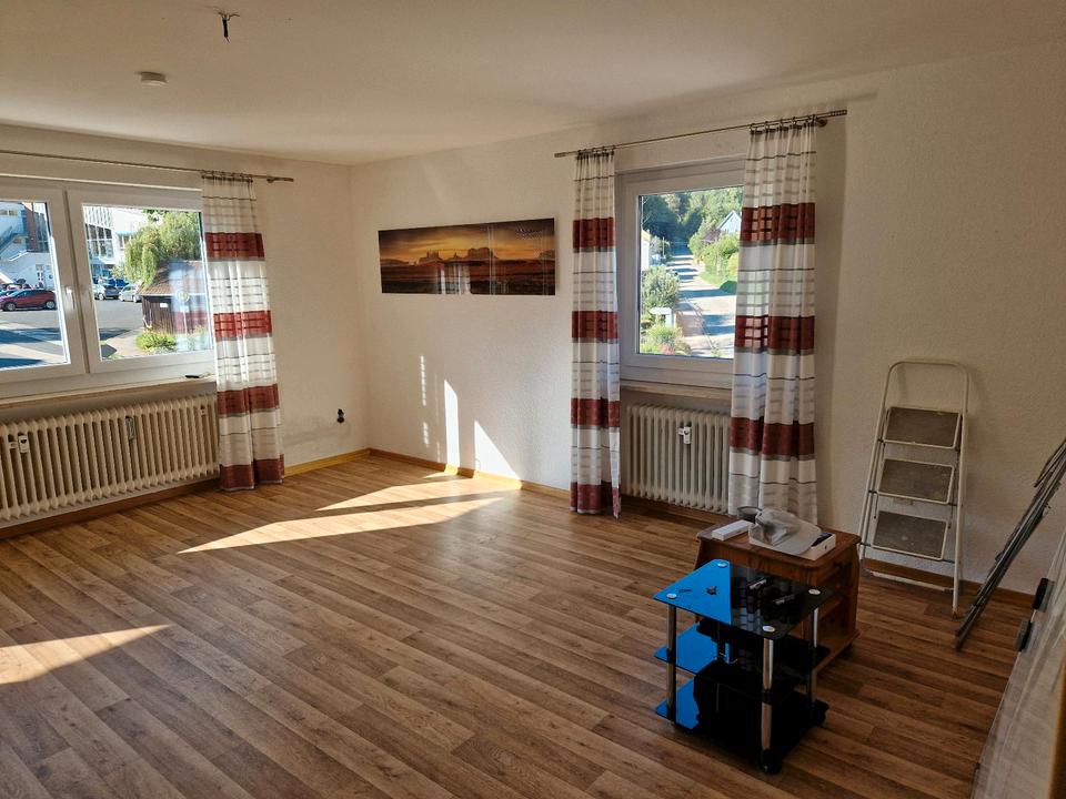 Thumbnail-Großzügige helle 4Zi Wohnung Einbauküche, modernem Bad & Balkon