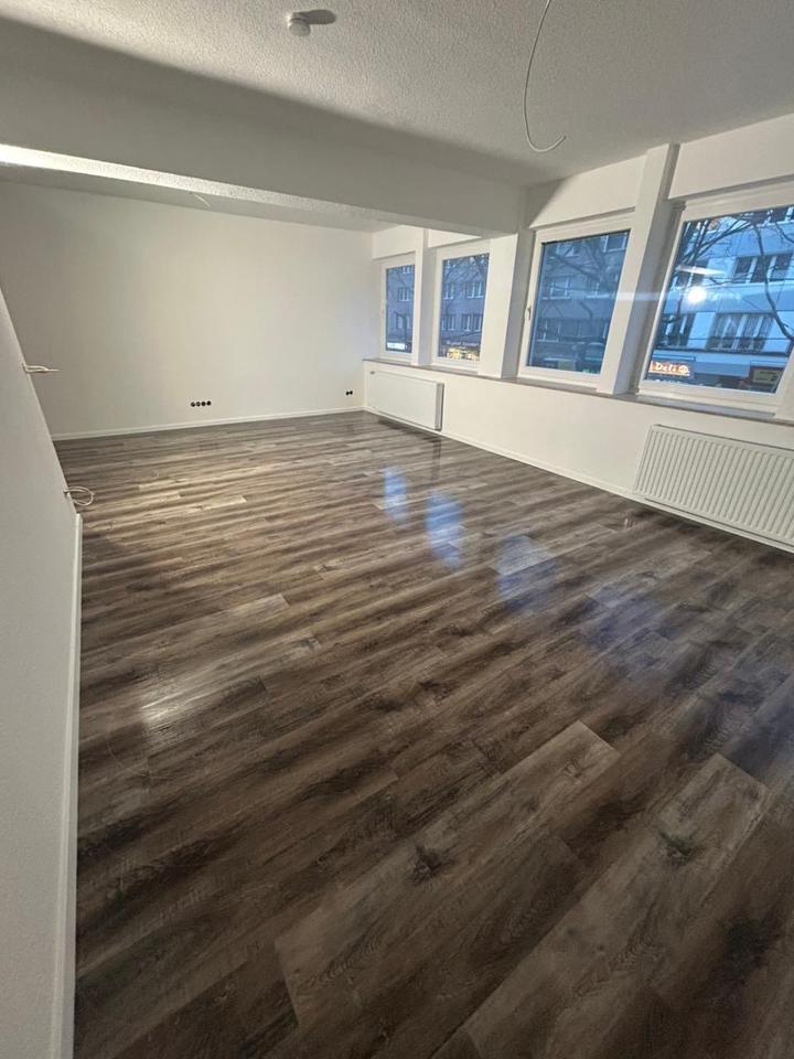 Thumbnail-Kernsanierte Wohnung 112qm in Mülheim an der Ruhr, Innenstadt