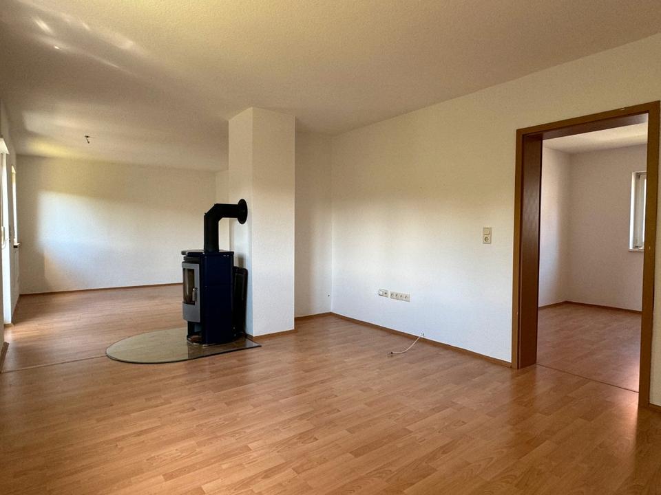 Thumbnail-Schöne helle 2-Zimmer Wohnung Kaiserlautern City (Balkon)