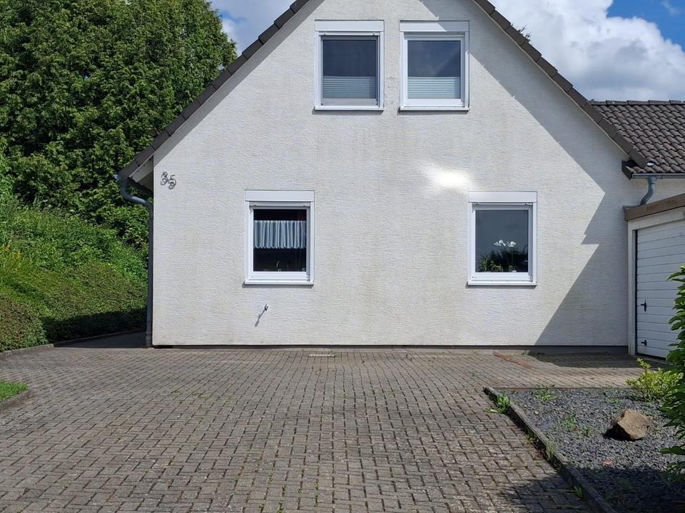 Thumbnail-Haus in HellenhanSchellenberg