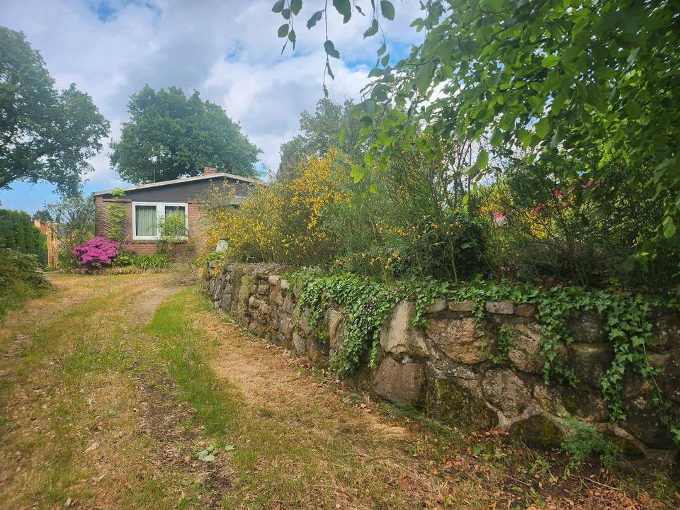 Thumbnail-Abrissreifer Bungalow auf idyllischem ET Grundstück