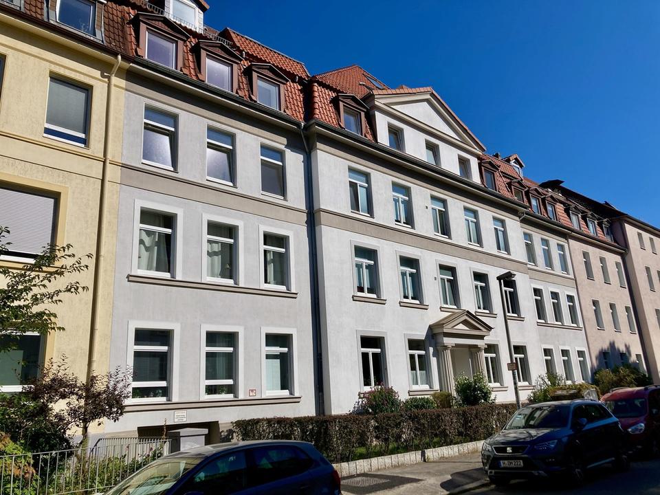 Thumbnail-Exklusive sanierte Altbauwohnung mit Stellplatz und Aufzug zum Wohlfühlen in der Südstadt