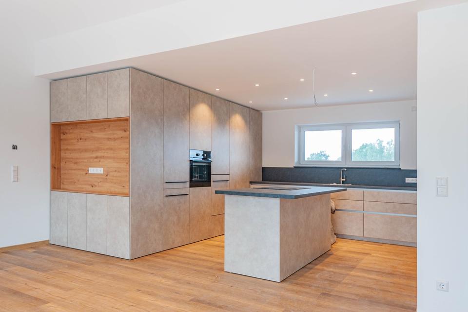 Thumbnail-4-Zimmer Dachgeschosswohnung (Loft, Dachterrasse, barrierefrei)