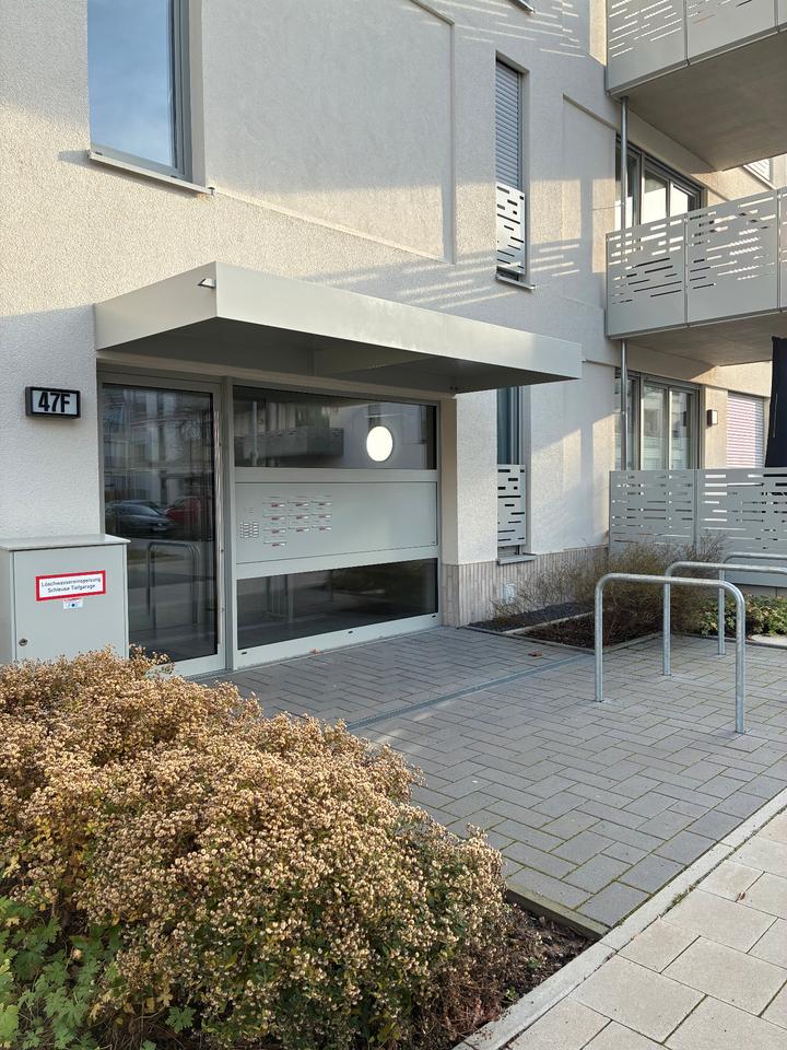 Thumbnail-4712271 Moderne 3-Zi.-Wohnung im Neubau von Düsseldorf-Rath!