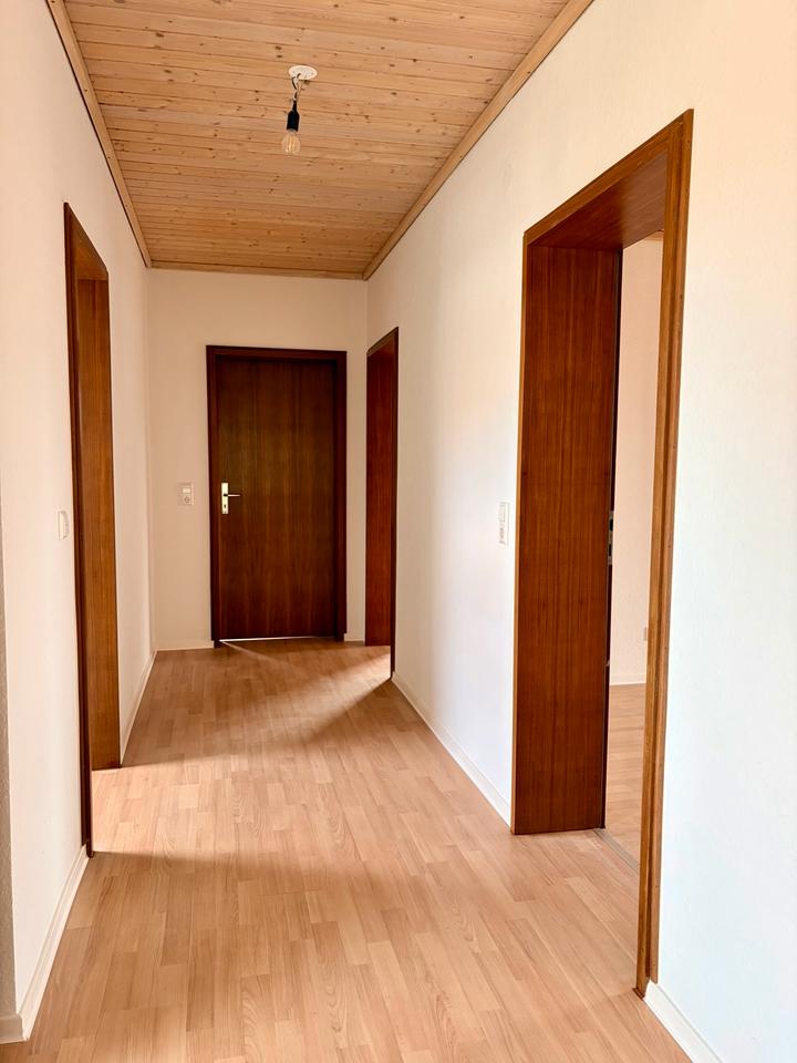 Thumbnail-3 Zimmer Wohnung 105 m2 mit Balkon und zusätzlich Dachgeschoss