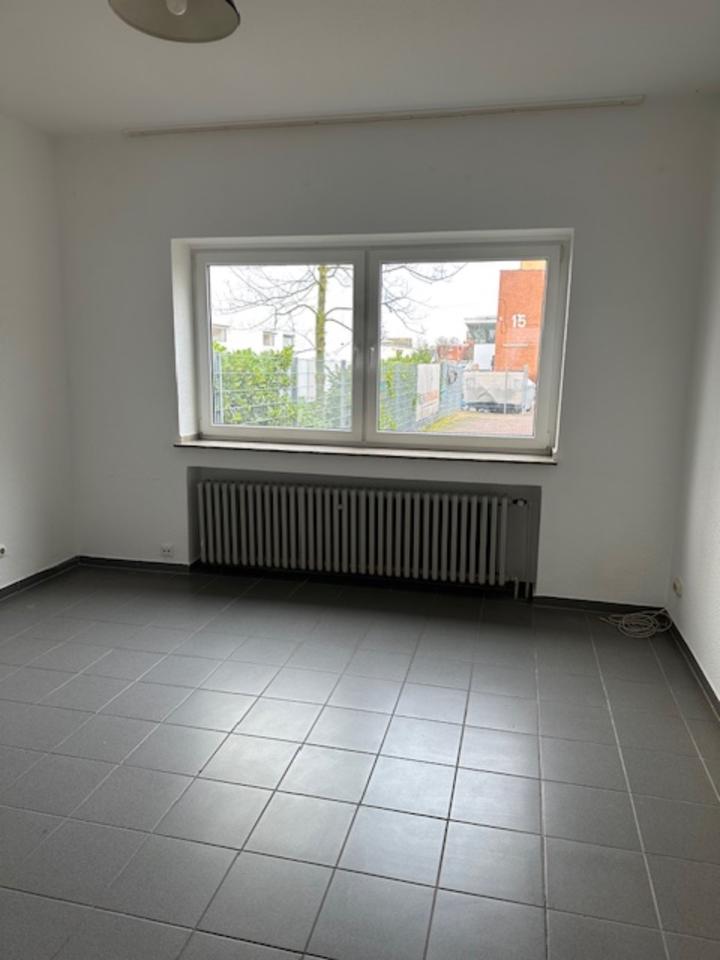 Thumbnail-Bungalow mit 3 Zimmern in Neuss-Norf