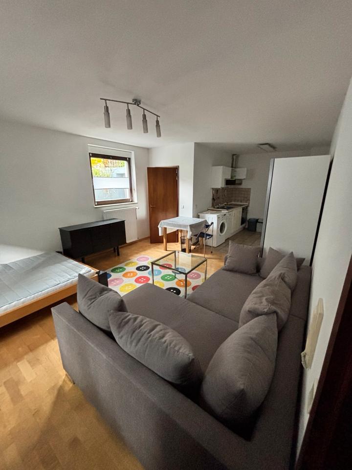 Thumbnail-Möbliertes Apartment