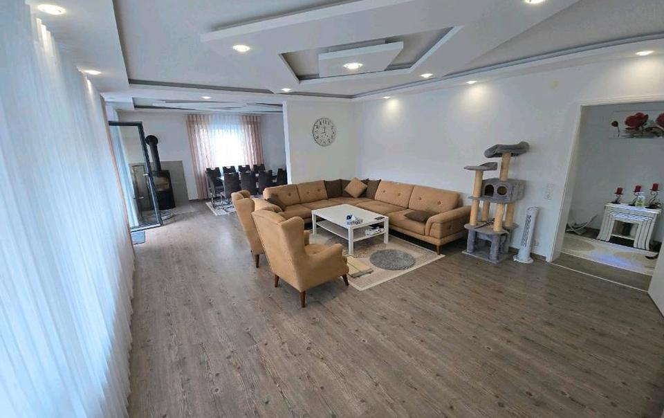 Thumbnail-Wohnung in gefragter Lage v. Süßen, Balkon, PKW, 115qm