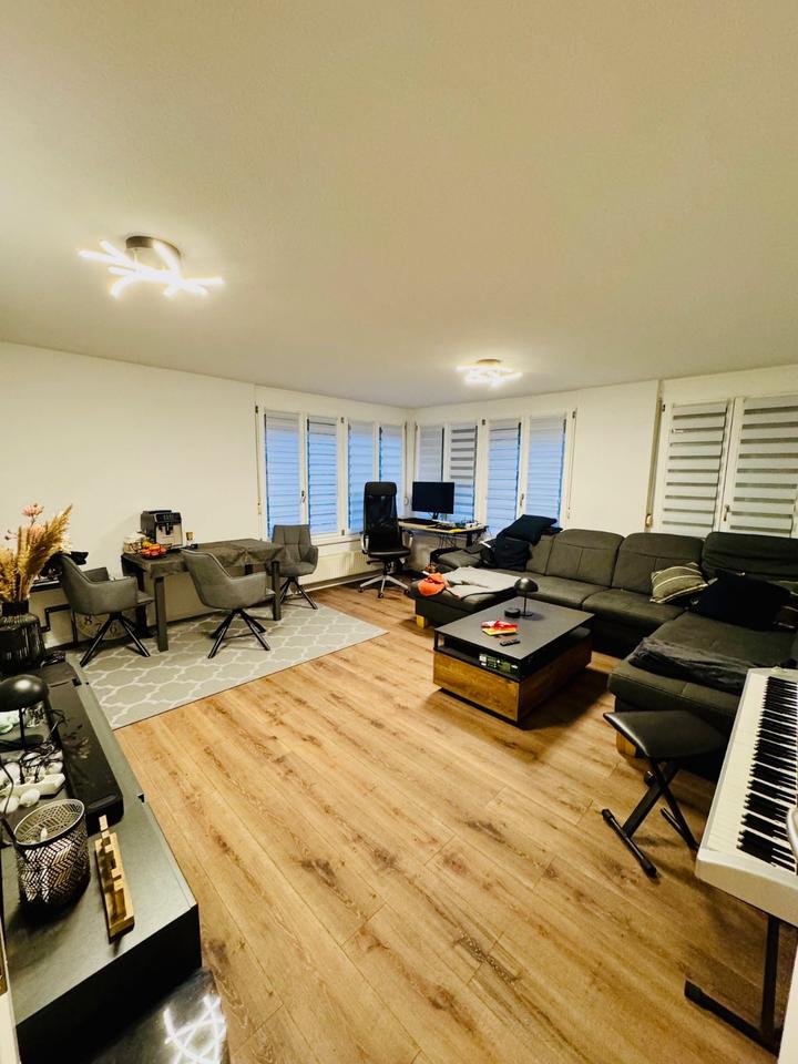 Thumbnail-Lichtdurchflutete ETW 3Zi + Küche Bad Keller Loggia HWR