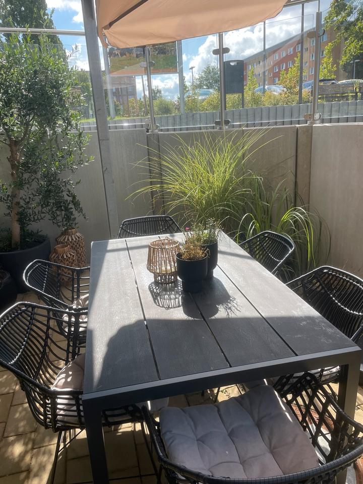 Thumbnail-Wohnung Moderne 4- Zimmerwohnung Souterrain-Wohnunge mit Terrasse