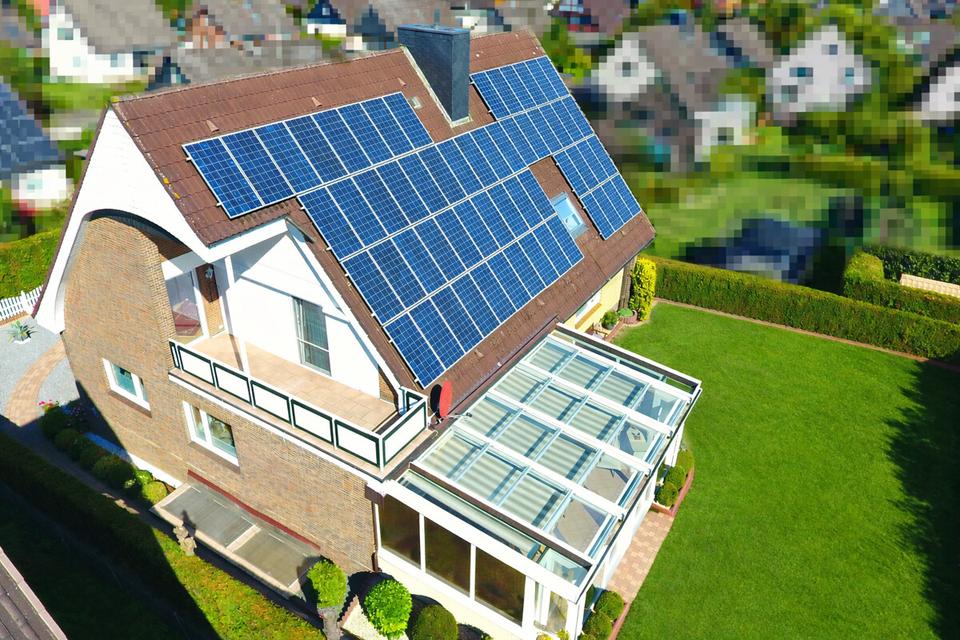 Thumbnail-Zur Miete: Traumhafte 3 Zimmer Dachgeschosswohnung mit Balkon