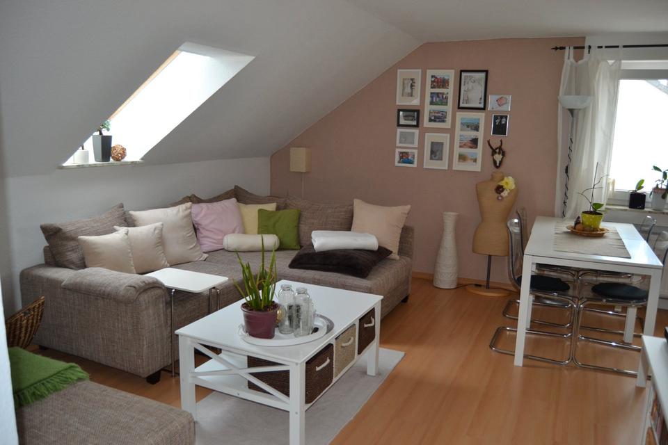 Thumbnail-PROVISIONSFREI Geräumige DG Wohnung in Bruchköbel