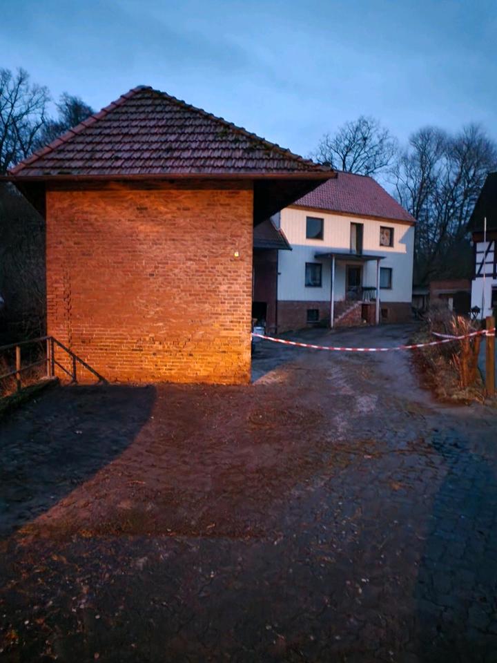 Thumbnail-Sanierungsbedürftiges Haus mit Scheunen in Hilkerode